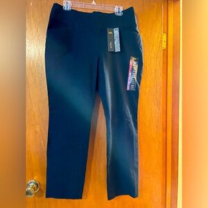 Lee Slim Leg Sculpting pull on pants